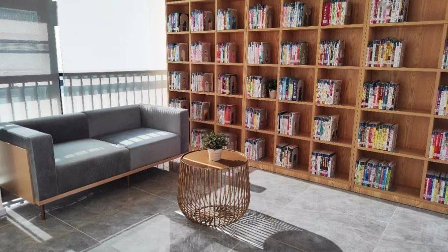社会经济发展中的知识服务支撑 文献借阅、信息咨询与社会科学经济咨询的协同路径